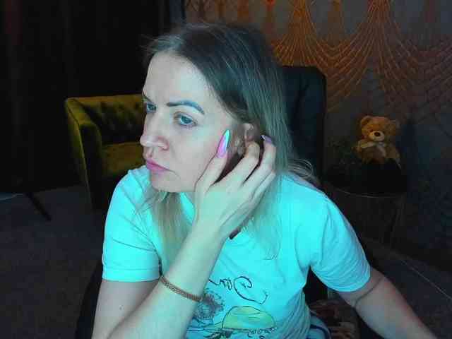 AnnaSnow webcam