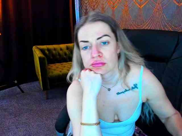 AnnaSnow webcam