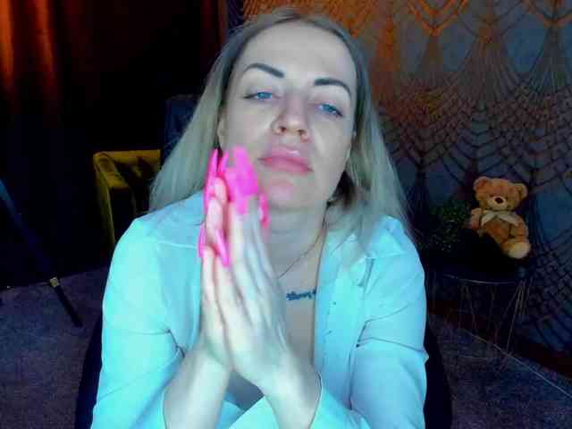 AnnaSnow webcam