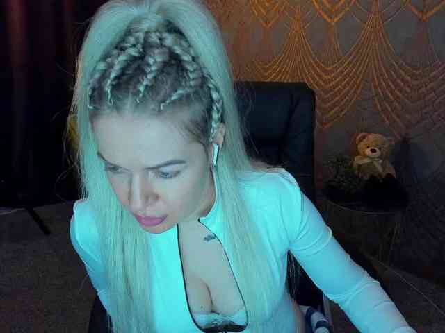 AnnaSnow webcam