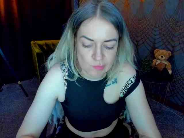 AnnaSnow webcam