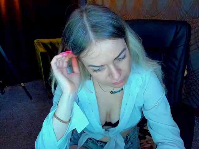 AnnaSnow webcam