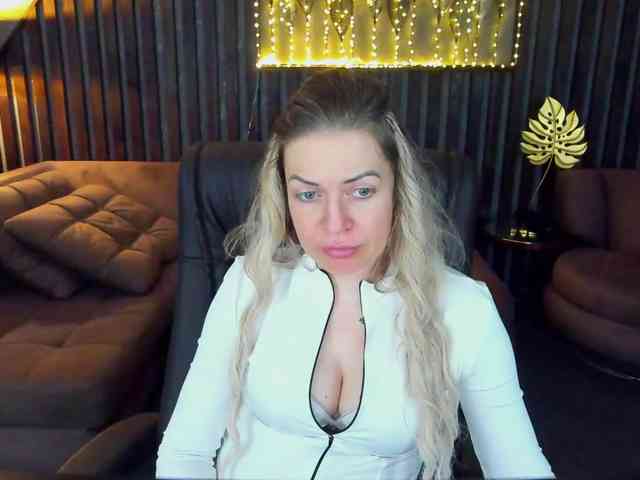 AnnaSnow webcam