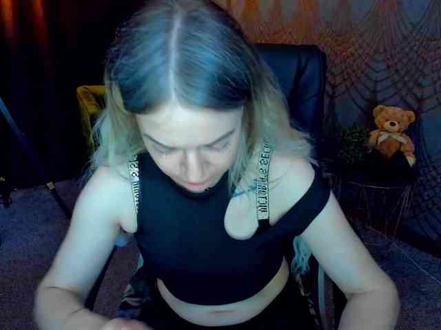 AnnaSnow webcam