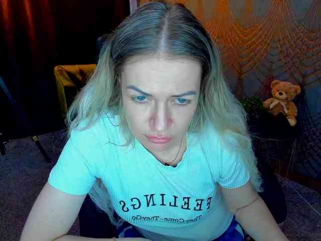 AnnaSnow webcam