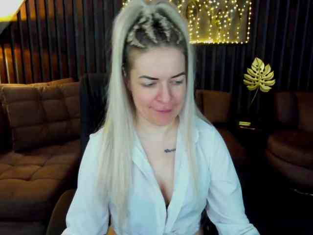 AnnaSnow webcam