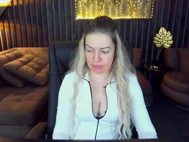 AnnaSnow webcam