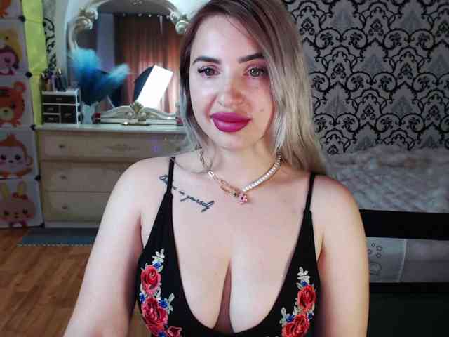 Lorasinclare webcam