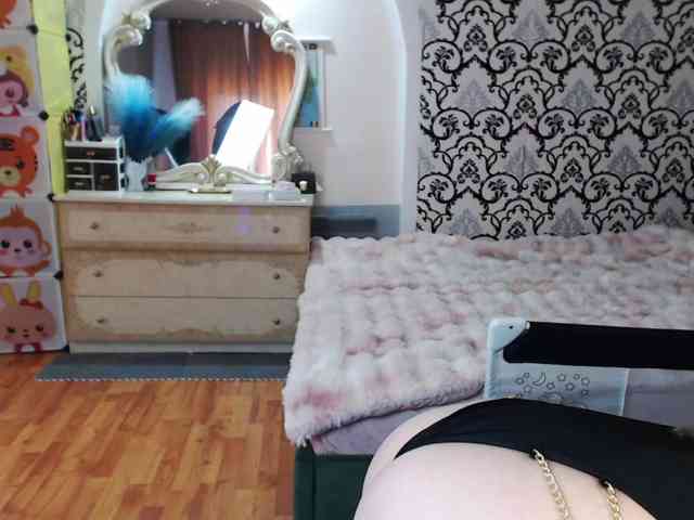 Lorasinclare webcam