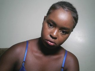 Spiceynelly's Live Webcam