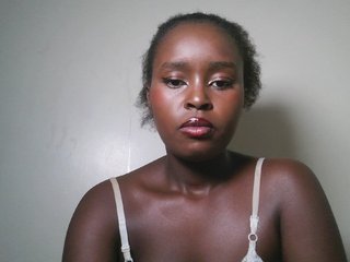 Spiceynelly's Live Webcam