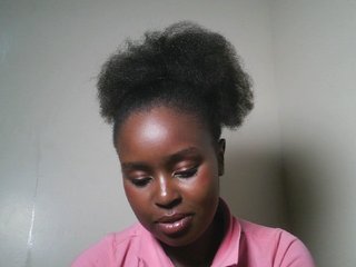 Spiceynelly's Live Webcam