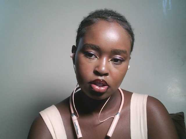 Spiceynelly Live Cam on BongaCams
