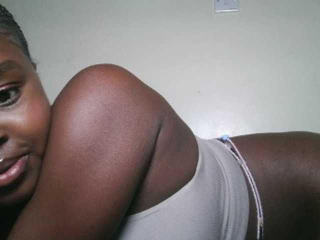 Spiceynelly Cam en direct sur BongaCams