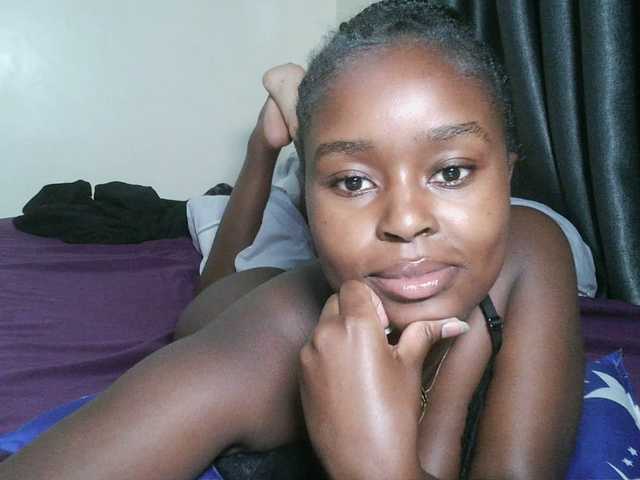 Spiceynelly live cam on BongaCams