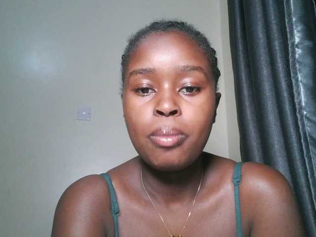 Spiceynelly live webcam show