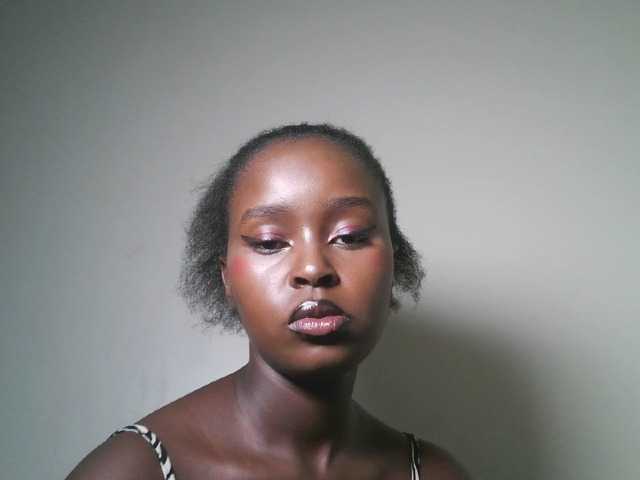 Spiceynelly Live Cam on BongaCams