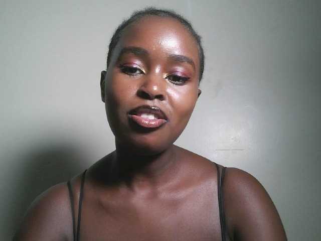 Spiceynelly webcam
