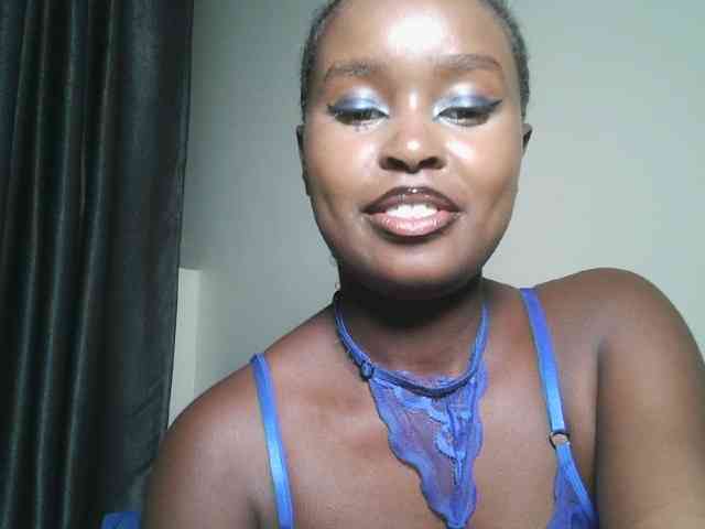 Spiceynelly webcam