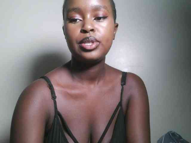 Spiceynelly webcam
