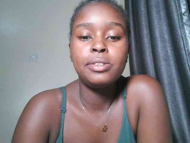 Spiceynelly webcam