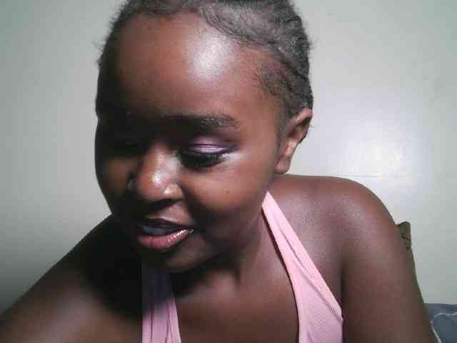 Spiceynelly webcam