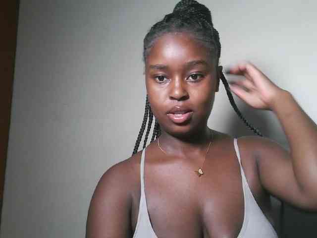 Spiceynelly webcam