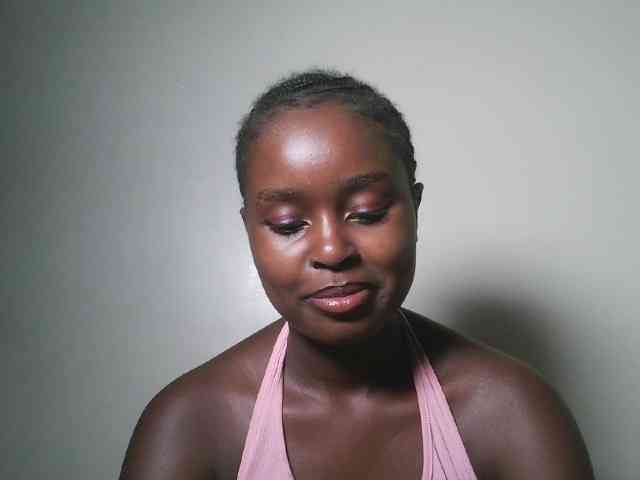 Spiceynelly webcam