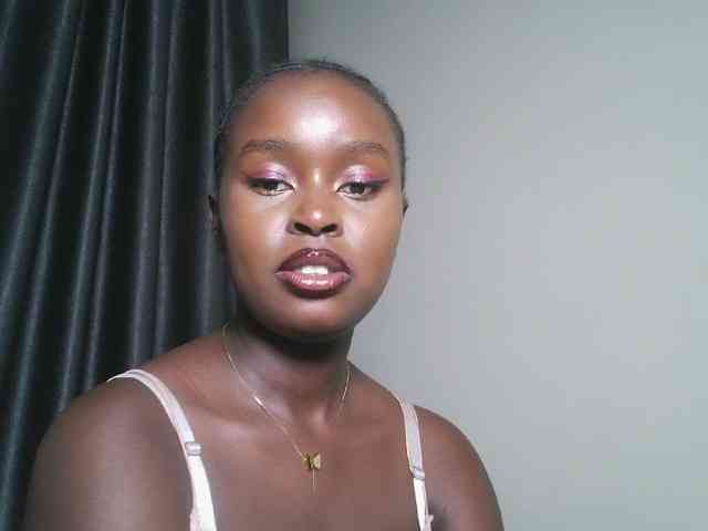 Spiceynelly webcam