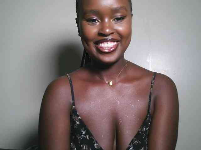 Modella: Spiceynelly