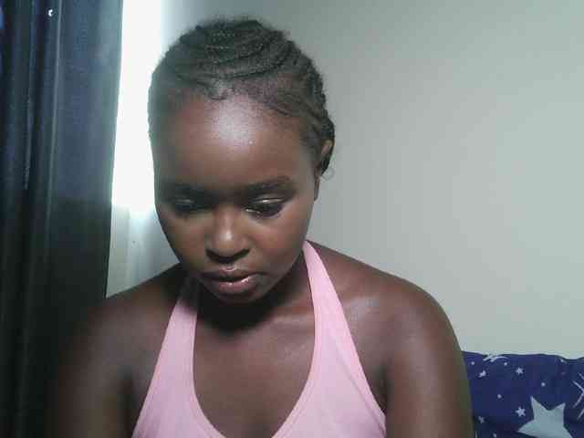 Spiceynelly webcam