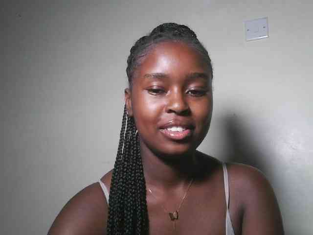 Spiceynelly webcam