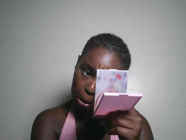 Spiceynelly webcam