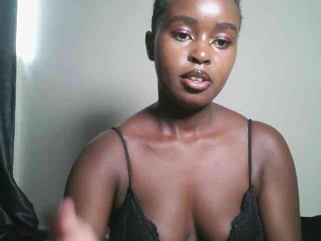 Spiceynelly webcam