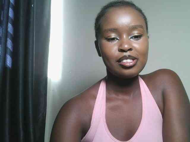 Spiceynelly webcam