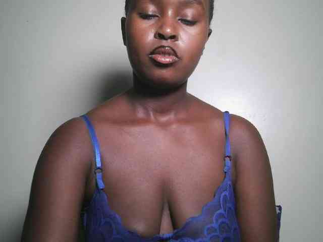 Spiceynelly webcam