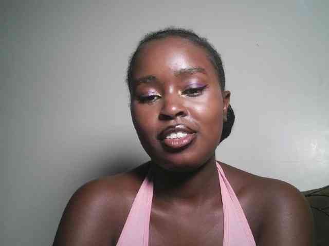 Spiceynelly webcam