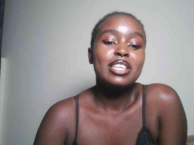 Spiceynelly webcam