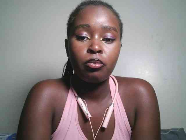 Spiceynelly webcam