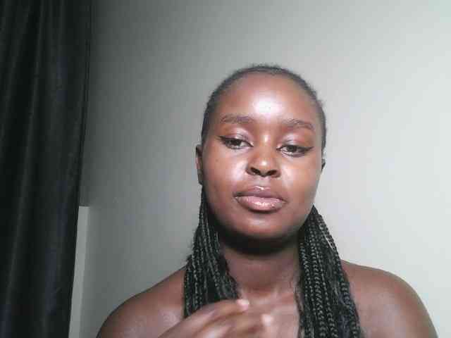 Spiceynelly webcam