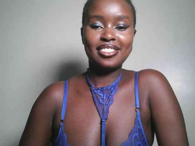 Spiceynelly webcam