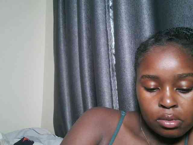 Spiceynelly webcam