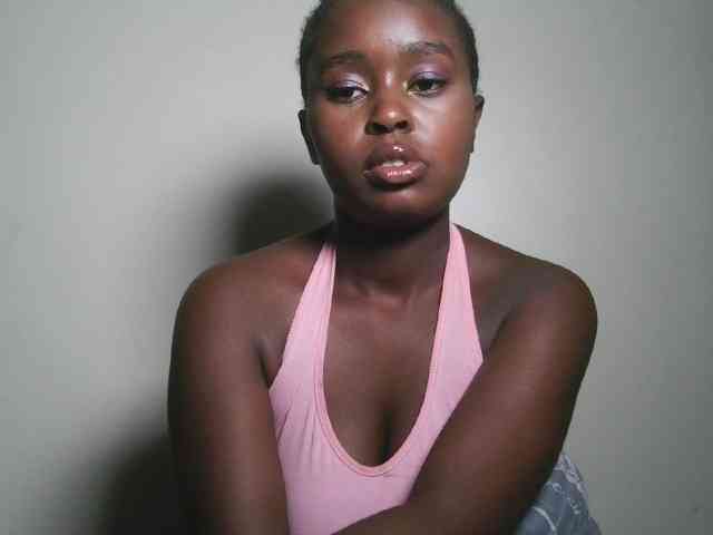 Spiceynelly webcam