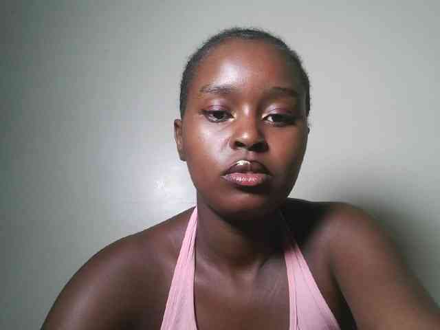 Spiceynelly webcam