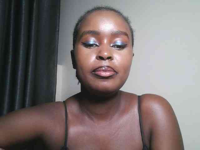 Spiceynelly webcam