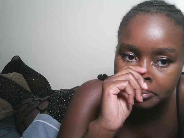 Spiceynelly webcam