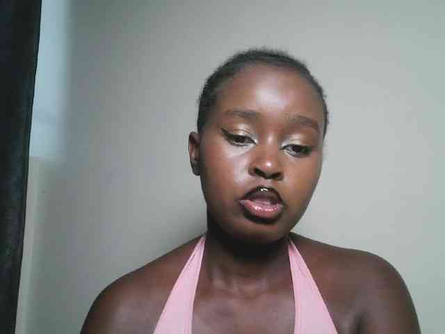 Spiceynelly webcam