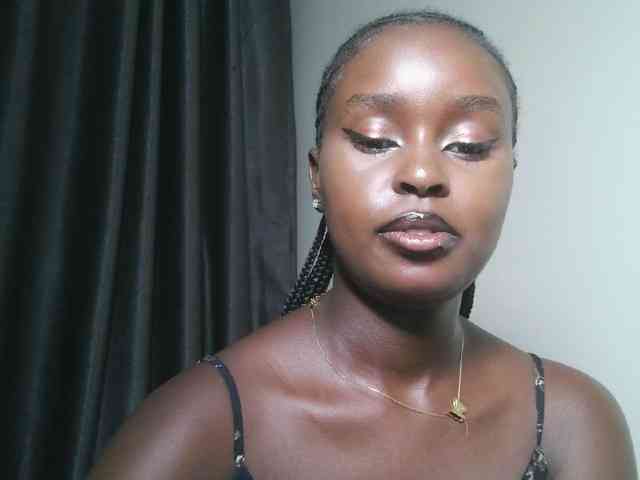 Spiceynelly webcam