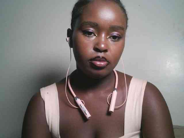 Model: Spiceynelly