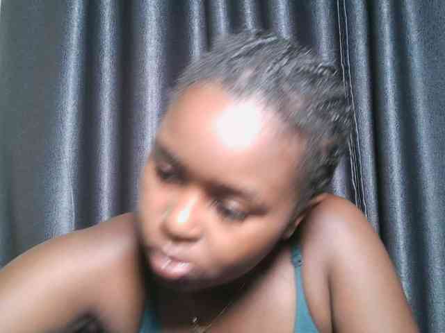 Spiceynelly webcam